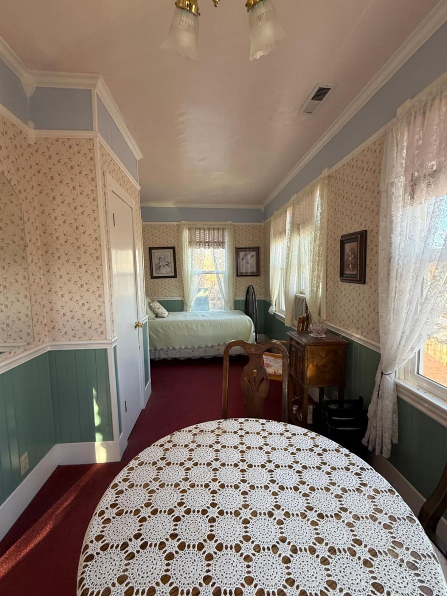 Roseberry House Bed And Breakfast Susanville Dış mekan fotoğraf