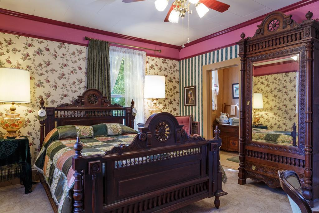 Roseberry House Bed And Breakfast Susanville Dış mekan fotoğraf
